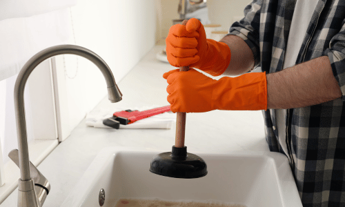 Drain cleaning Plumber in Dubai